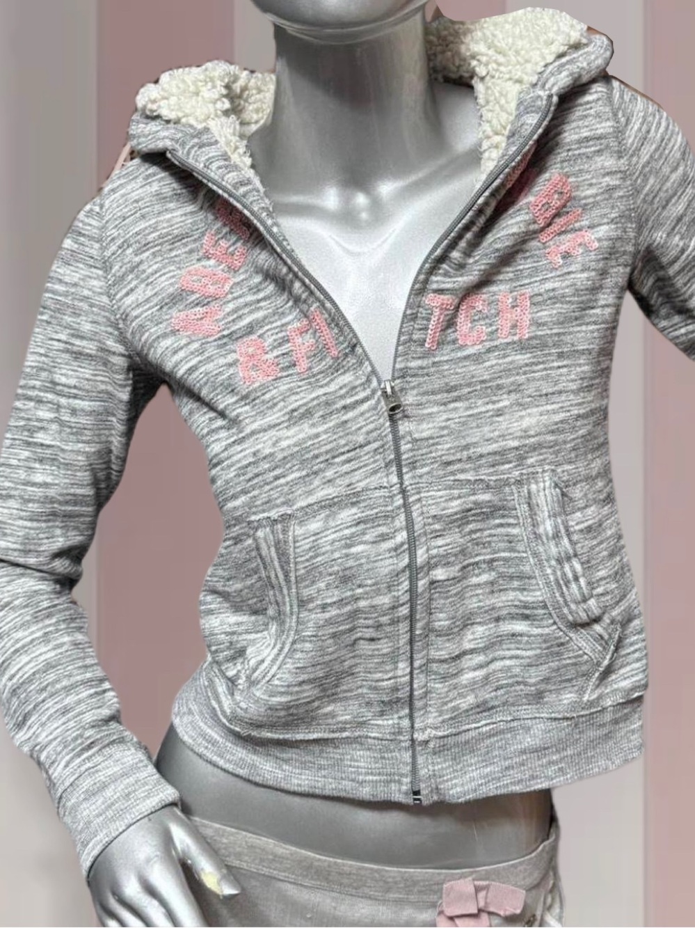 Abercrombie & Fitch Y2K Faux-Fur-Lined Zip Hoodie